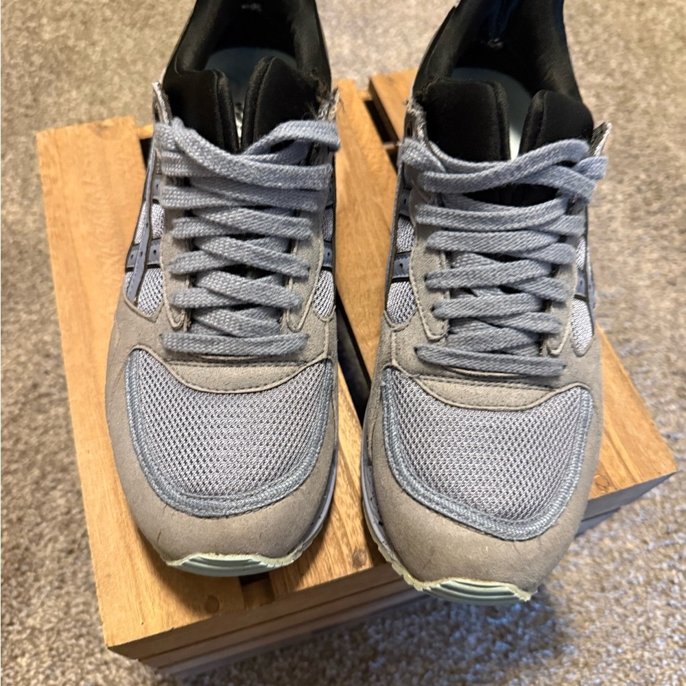 Asics Gel-Lyte Speed in Purple/Grey - Picture 5 of 8